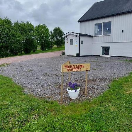 Varjjatgeainu Apartment Nesseby Varangerbotn Zewnętrze zdjęcie